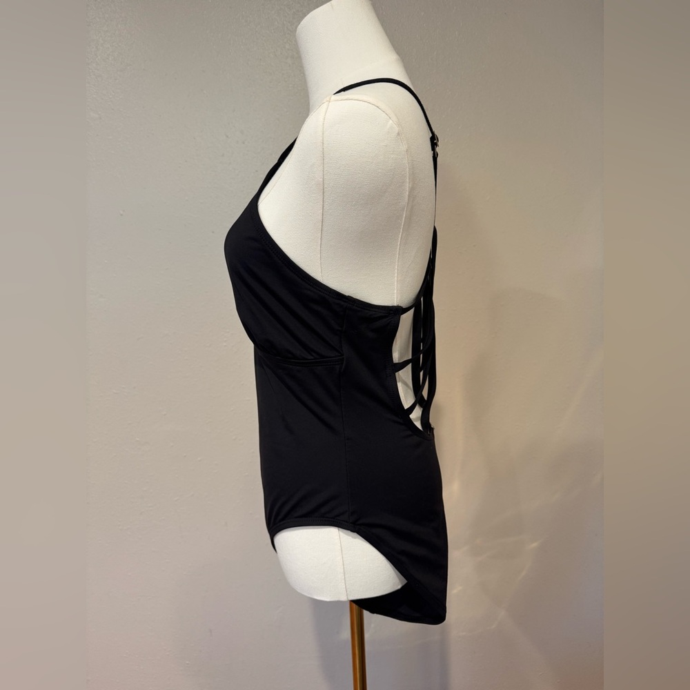 La Blanca Keyhole Black Swimsuit - Picture 3 of 7